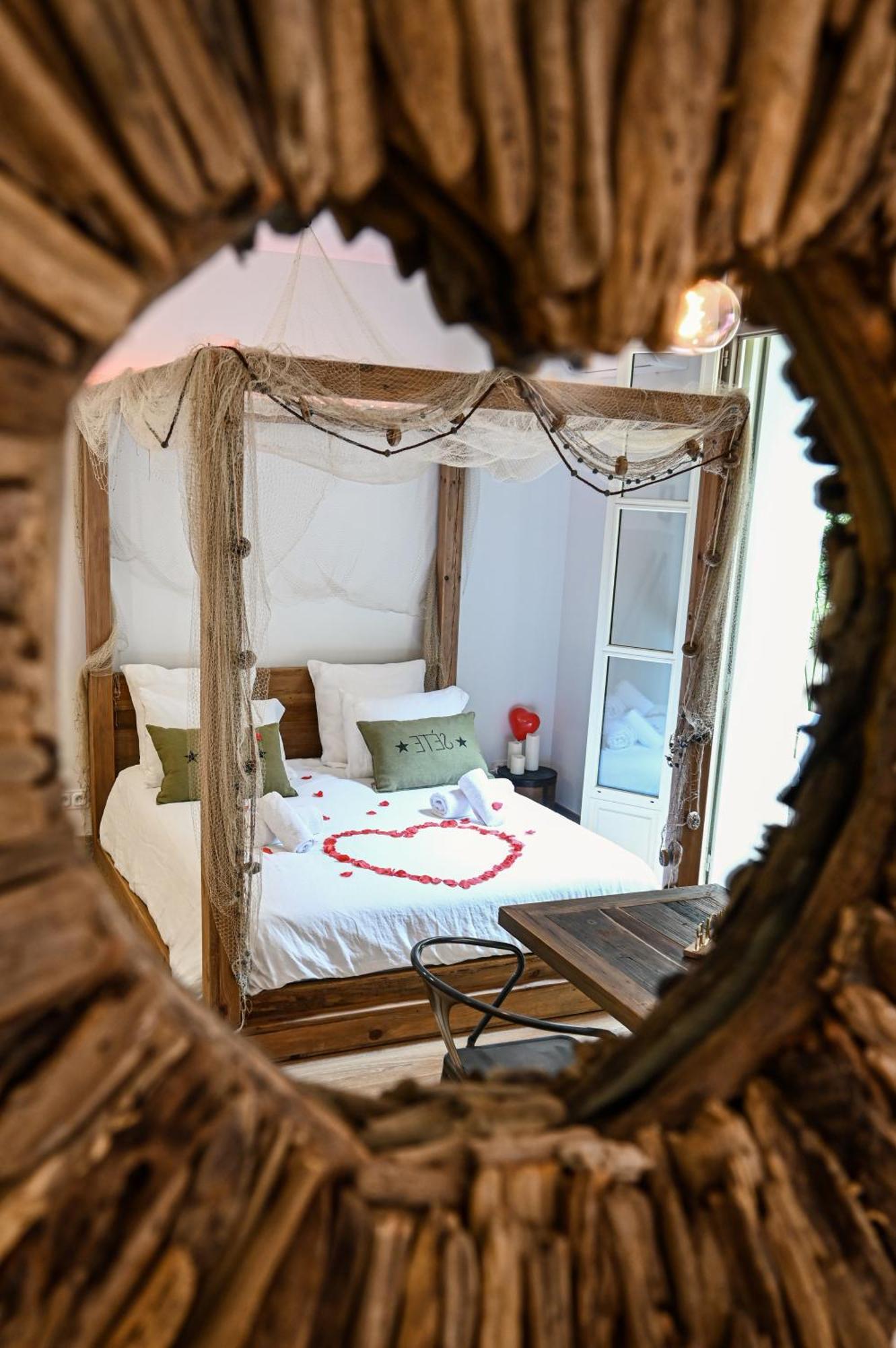 Amourette A Appartement
